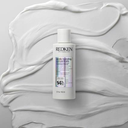 Redken Acidic Bonding Concentrate Intensive Treatment Texture Flatlay